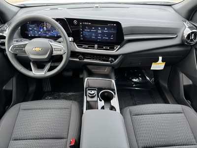 2026 Chevrolet Equinox, $31495.0. Photo 9