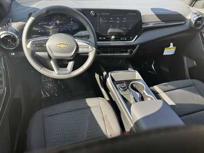 2026 Chevrolet Equinox, $32440.0. Photo 8