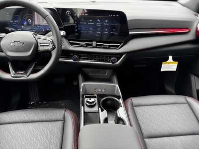 2026 Chevrolet Equinox, $39835.0. Photo 2