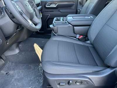 2026 Chevrolet 3500 Crew Cab, $64985.0. Photo 5