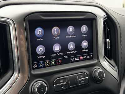 2020 Chevrolet 1500 Crew Cab, $34395. Photo 3