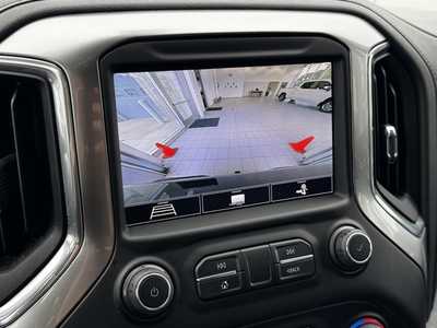 2020 Chevrolet 1500 Crew Cab, $34395. Photo 4