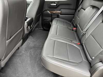 2020 Chevrolet 1500 Crew Cab, $34395. Photo 7