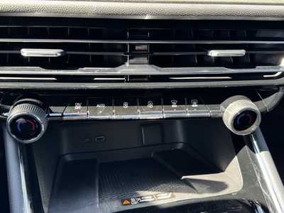 2026 Chevrolet Traverse, $49625.0. Photo 11