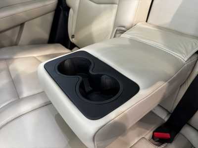 2019 Cadillac XT5, $15499. Photo 8