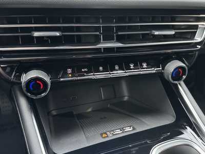 2026 Chevrolet Traverse, $59290.0. Photo 11