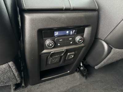 2023 Chevrolet Traverse, $37990. Photo 10