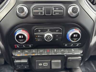 2021 GMC 1500 Crew Cab, $40895. Photo 11
