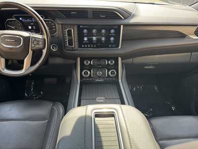 2021 GMC Yukon XL, $42499. Photo 2