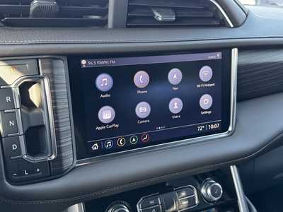 2021 GMC Yukon XL, $42499. Photo 3