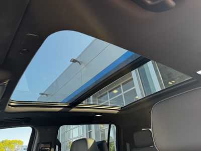 2021 GMC Yukon XL, $42499. Photo 6