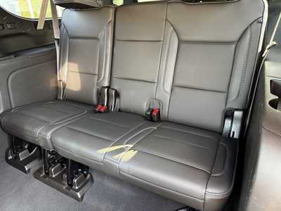 2021 GMC Yukon XL, $42499. Photo 8