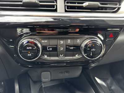 2026 Chevrolet Trax, $28385.0. Photo 12