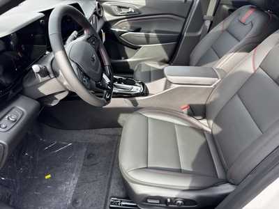 2026 Chevrolet Trax, $28385.0. Photo 5