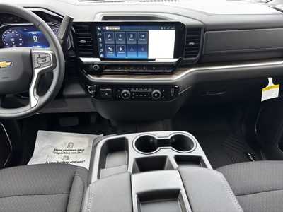 2026 Chevrolet 1500 Crew Cab, $55415.0. Photo 2