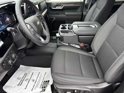 2026 Chevrolet 1500 Crew Cab, $55415.0. Photo 5