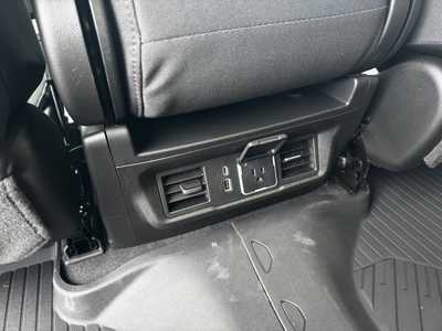 2026 Chevrolet 1500 Crew Cab, $55415.0. Photo 7