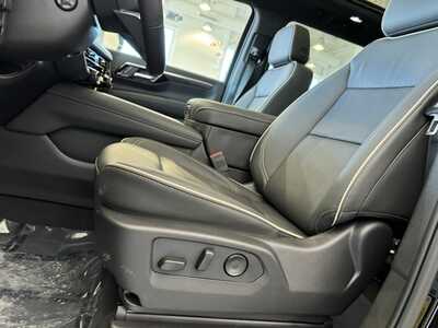 2026 Chevrolet Suburban, $81985. Photo 8