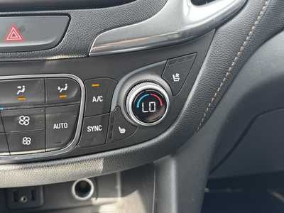 2018 Chevrolet Equinox, $13499. Photo 12