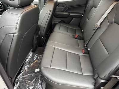 2026 Chevrolet Colorado Crew Cab, $43895.0. Photo 6