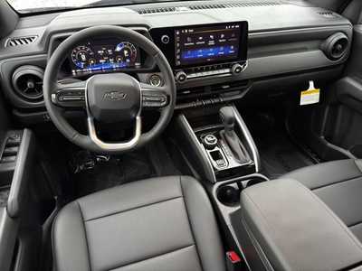 2026 Chevrolet Colorado Crew Cab, $43895.0. Photo 7