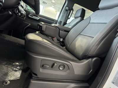 2026 Chevrolet 3500 Crew Cab, $63095.0. Photo 8