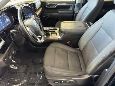 2023 Chevrolet 1500 Crew Cab, $41995. Photo 5