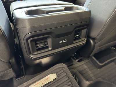2023 Chevrolet 1500 Crew Cab, $41995. Photo 7