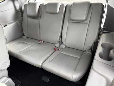 2018 Toyota Highlander, $21699. Photo 9