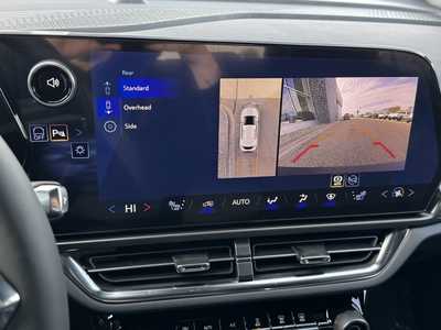 2026 Chevrolet Equinox, $32995.0. Photo 4