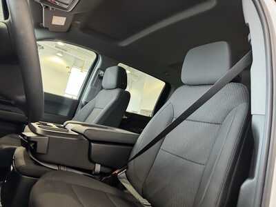 2026 Chevrolet 3500 Crew Cab, $53560.0. Photo 9