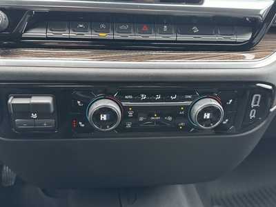 2026 Chevrolet 1500 Crew Cab, $54520.0. Photo 11