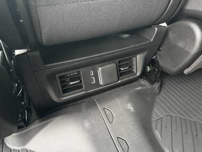 2026 Chevrolet 1500 Crew Cab, $54520.0. Photo 7