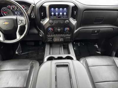 2020 Chevrolet 1500 Crew Cab, $33999. Photo 2