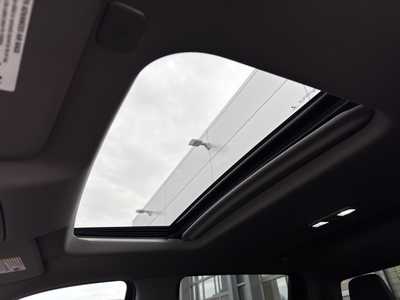 2020 Chevrolet 1500 Crew Cab, $33999. Photo 6