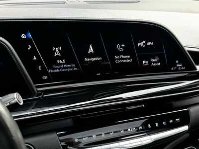 2021 Cadillac Escalade, $63999. Photo 3