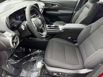 2026 Chevrolet Equinox, $37790.0. Photo 5