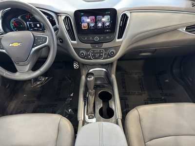 2017 Chevrolet Malibu, $15199. Photo 2