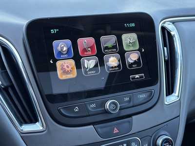 2017 Chevrolet Malibu, $15199. Photo 3
