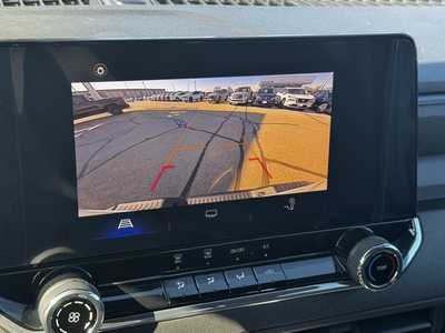 2024 Chevrolet Colorado Crew Cab, $38295. Photo 4