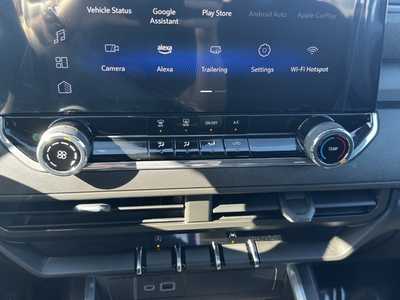 2024 Chevrolet Colorado Crew Cab, $38295. Photo 7