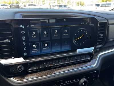 2022 Chevrolet 1500 Crew Cab, $36499. Photo 3