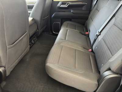 2022 Chevrolet 1500 Crew Cab, $36499. Photo 6