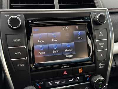 2016 Toyota Camry, $18590. Photo 3