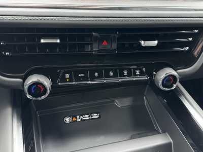 2026 Chevrolet Suburban, $72670.0. Photo 11