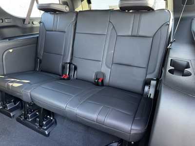 2026 Chevrolet Suburban, $79610.0. Photo 8
