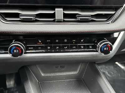 2026 Chevrolet Equinox, $36395.0. Photo 10