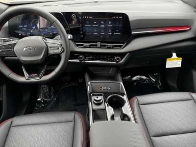 2026 Chevrolet Equinox, $36395.0. Photo 2