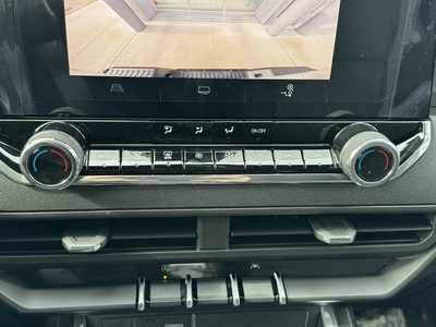 2026 Chevrolet Colorado Crew Cab, $41470.0. Photo 9