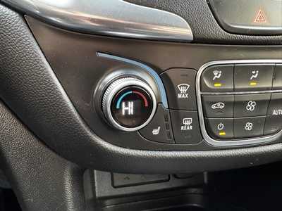 2021 Chevrolet Equinox, $20599. Photo 11